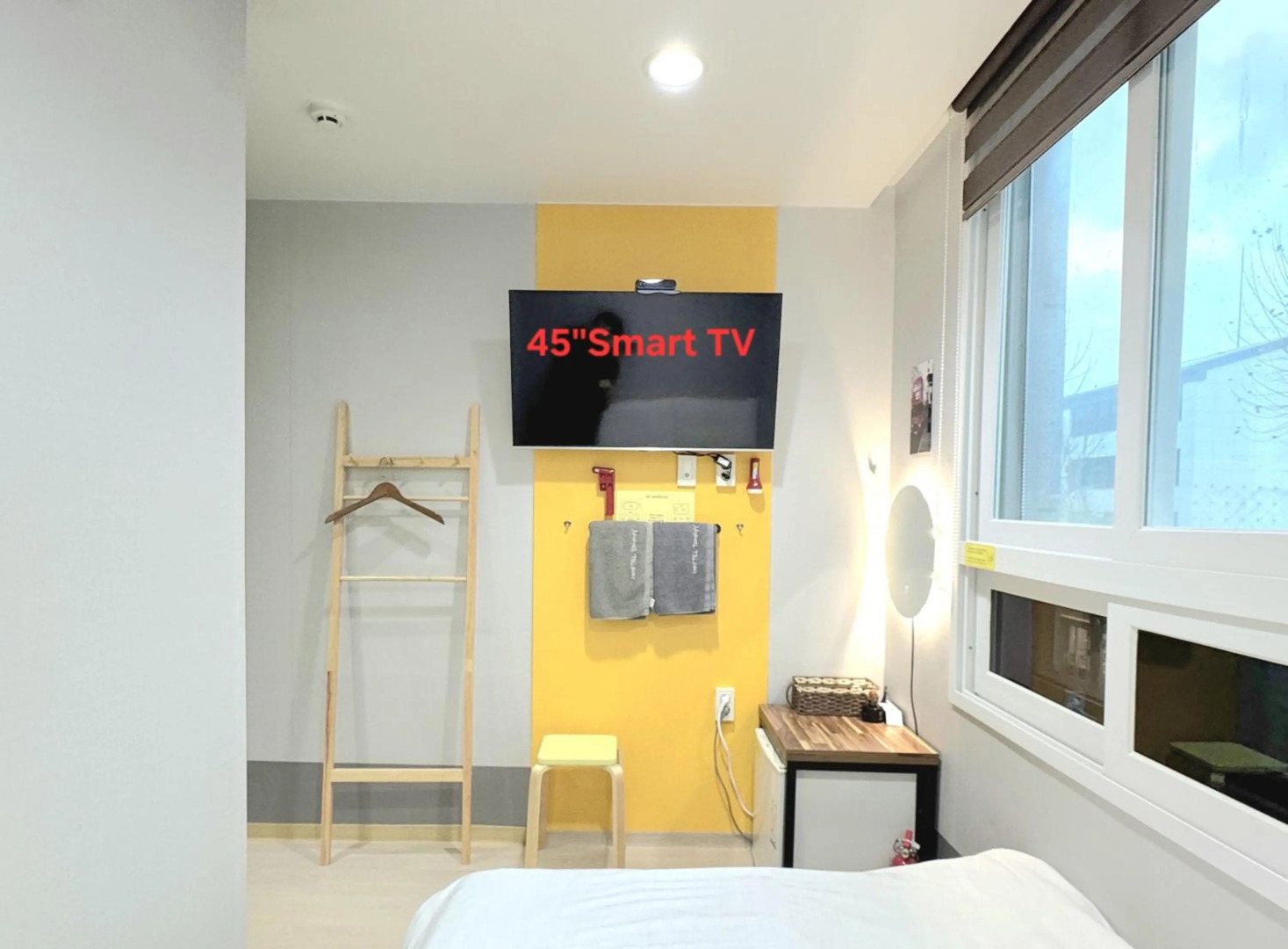 Foto - Hostel Tommy 50 off sale for 10th Anniversary on 2026