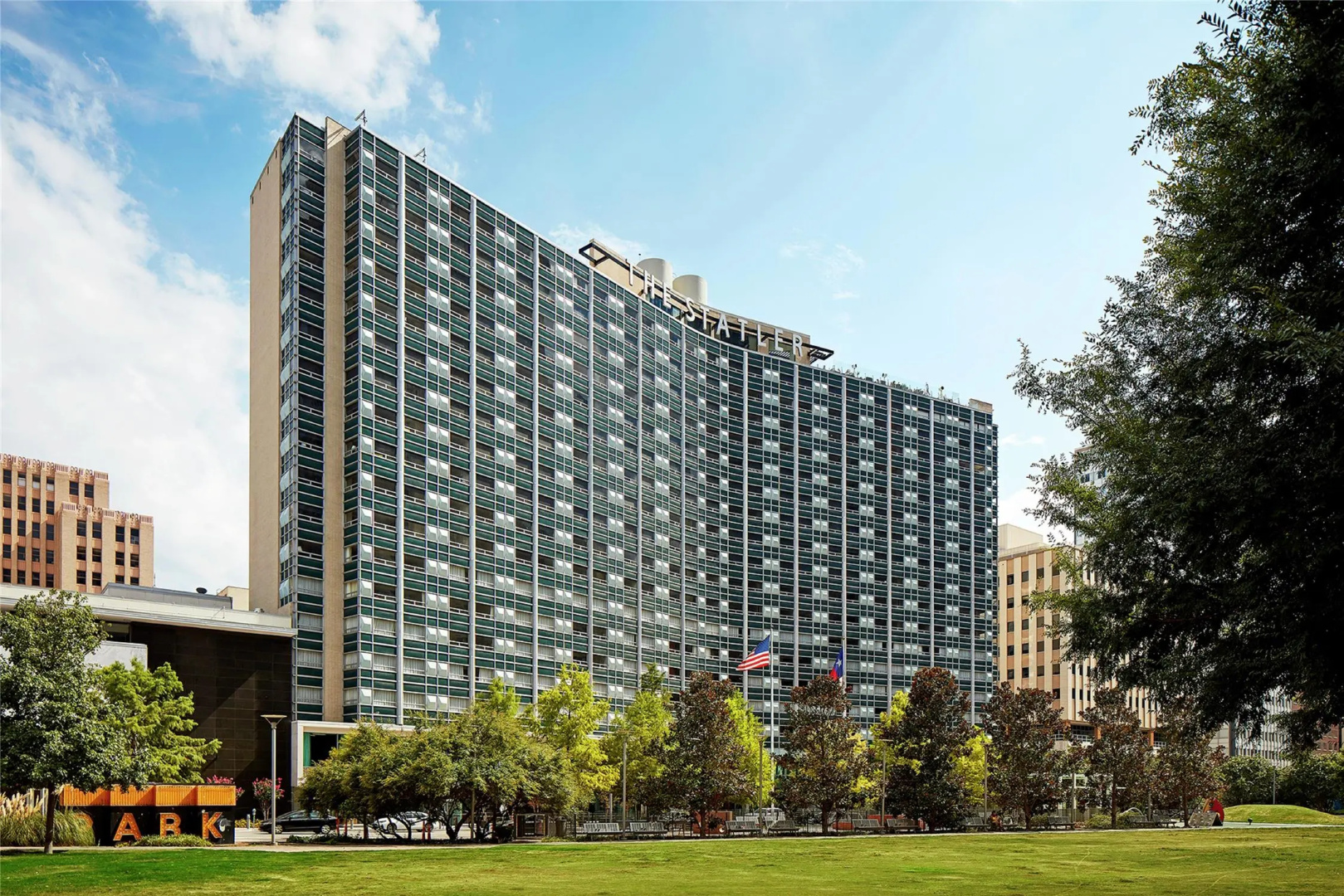 Photo - The Statler Dallas Curio Collection By Hilton