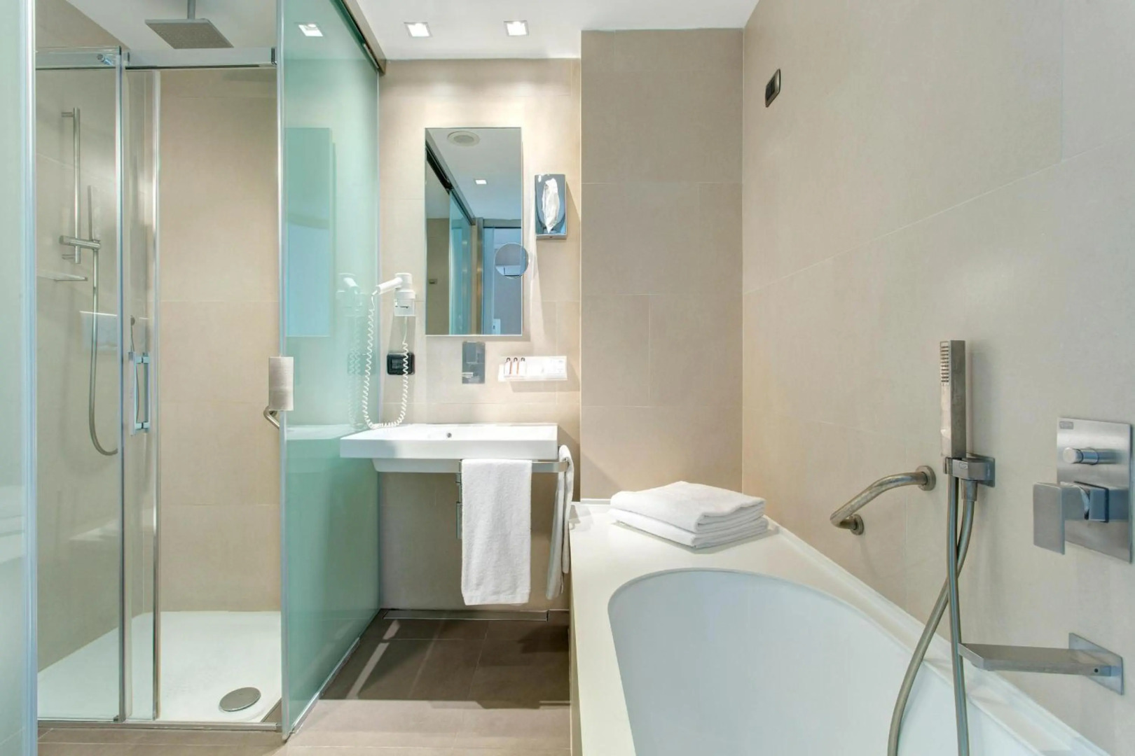 Photo - Mercure Roma Centro Saint John