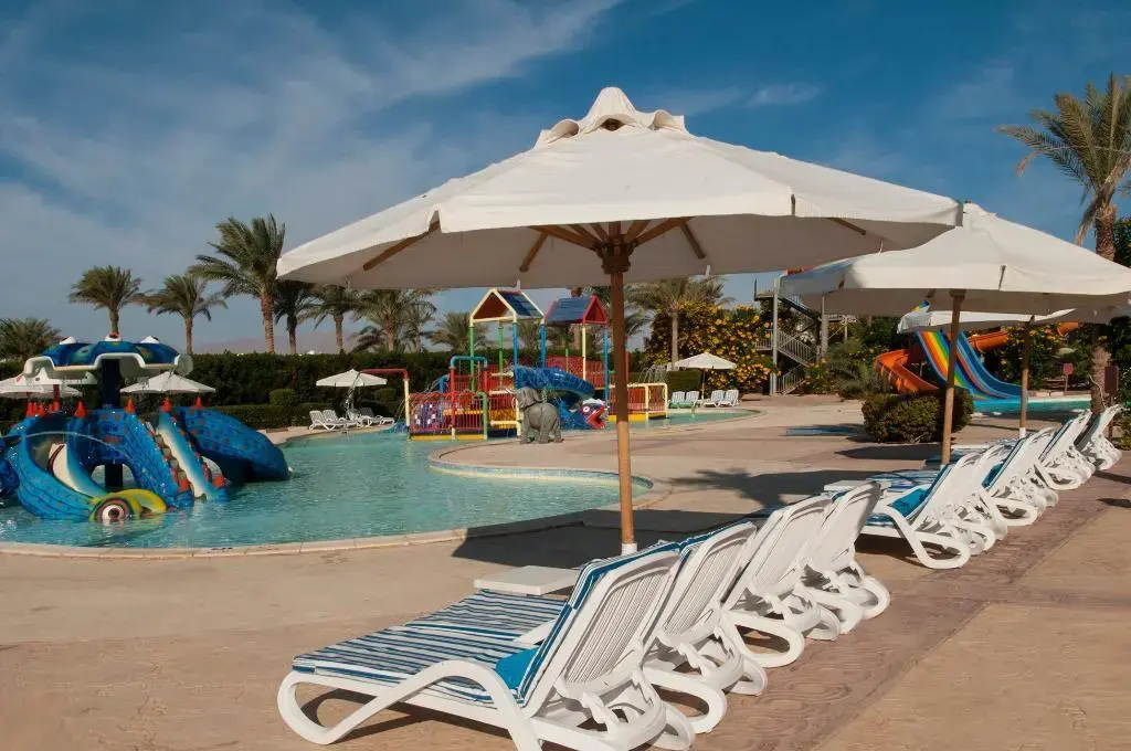 Photo - Continental Plaza Beach Resort