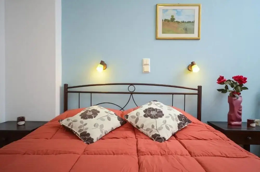 Photo - Celeste NAXOS Chora