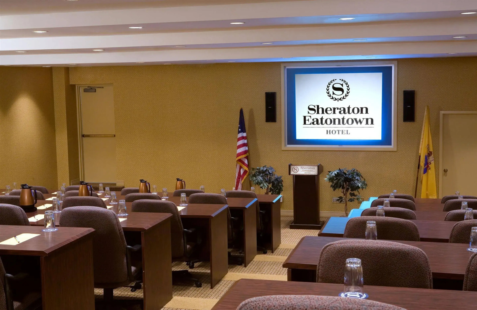 Photo - Sheraton Eatontown Hotel