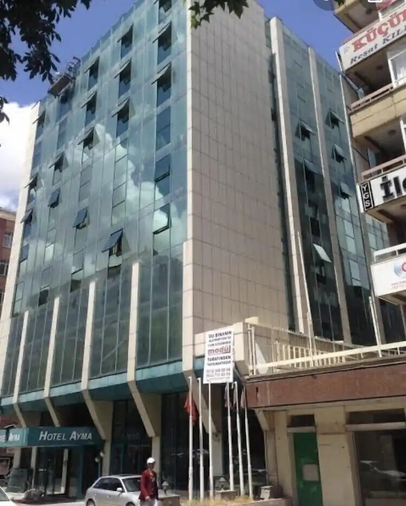 Photo - Shelter Inn Hotel & Spa