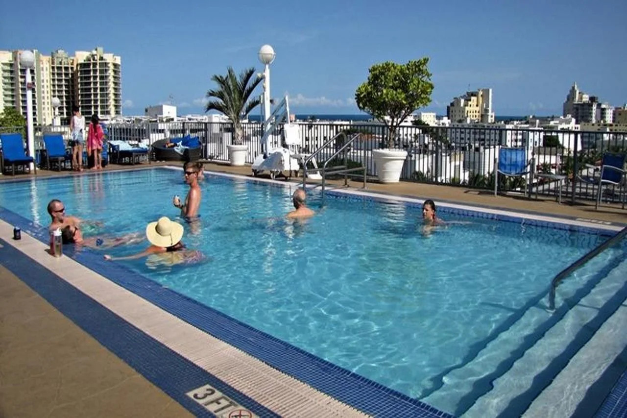 Photo - Courtyard Miami Beach South Beach