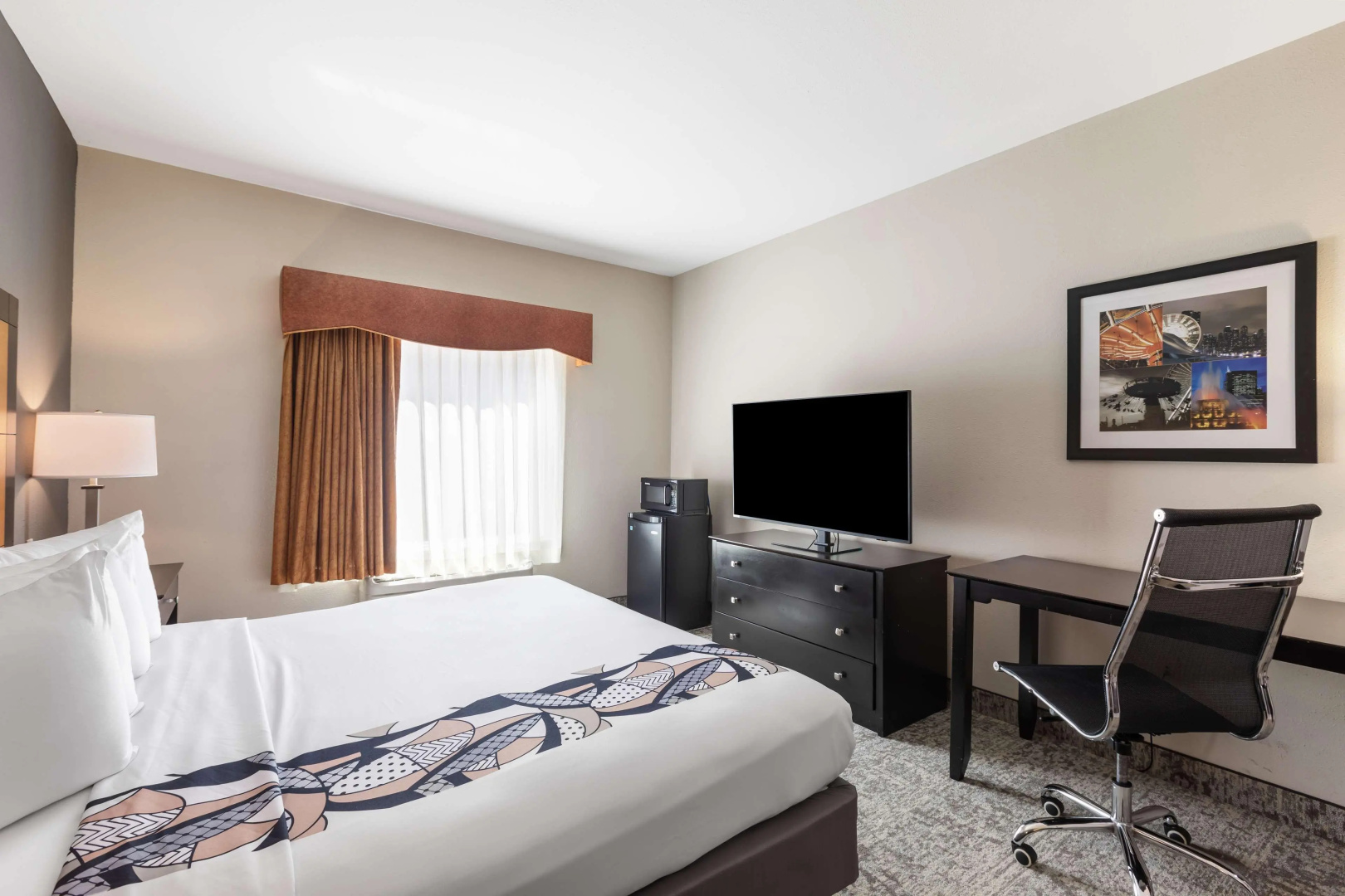 Photo - Best Western Inn & Suites - Midway Airport