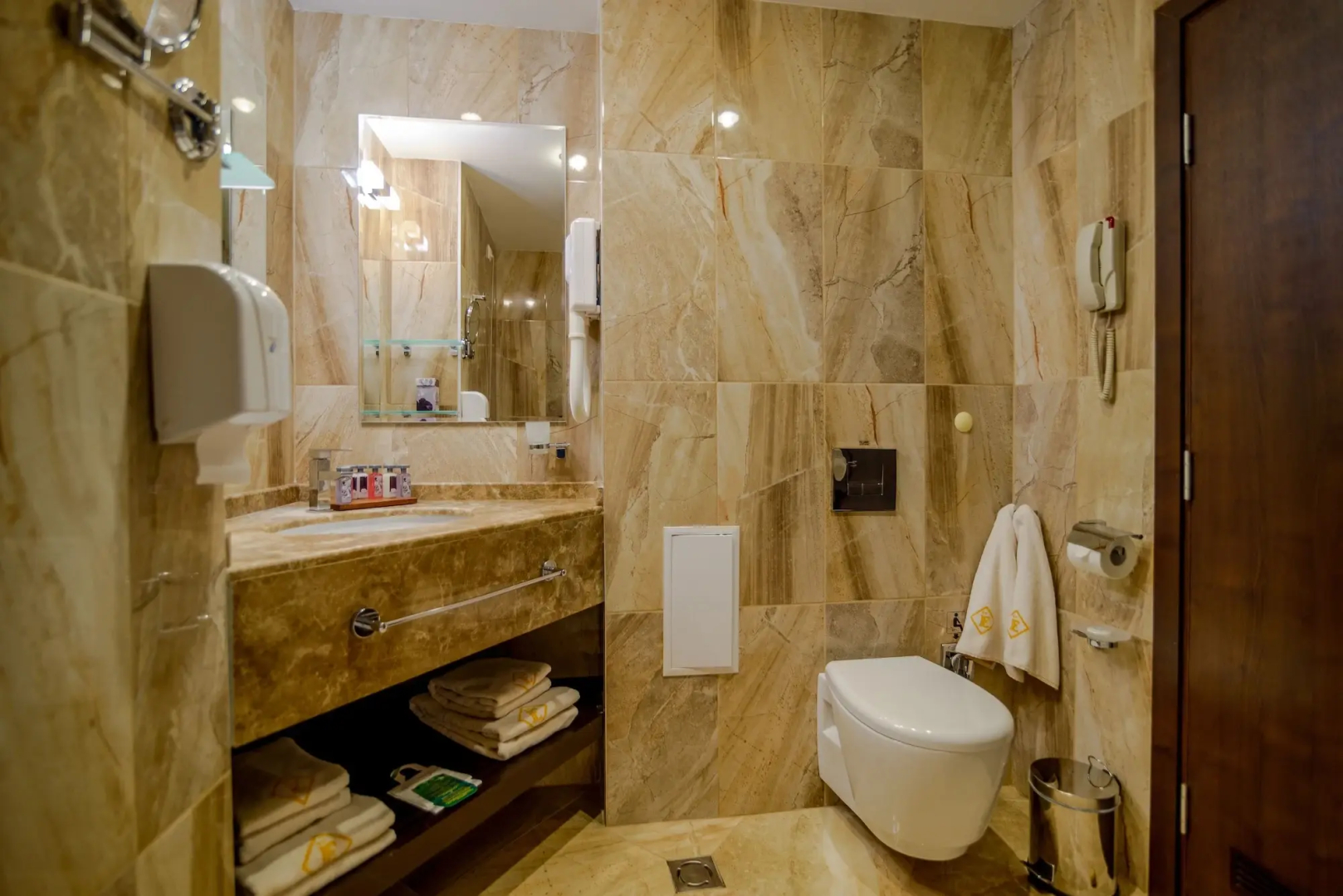 Foto - International Hotel Casino & Tower Suites