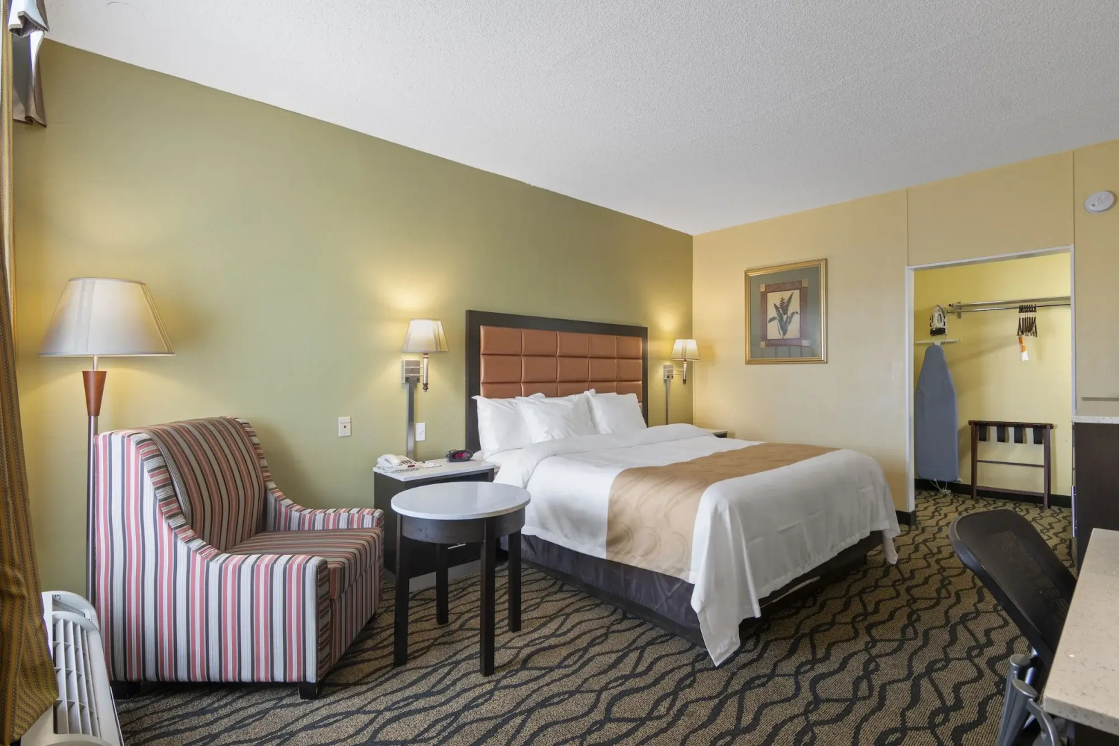 Foto - Quality Inn Tampa Airport - Cruise Port
