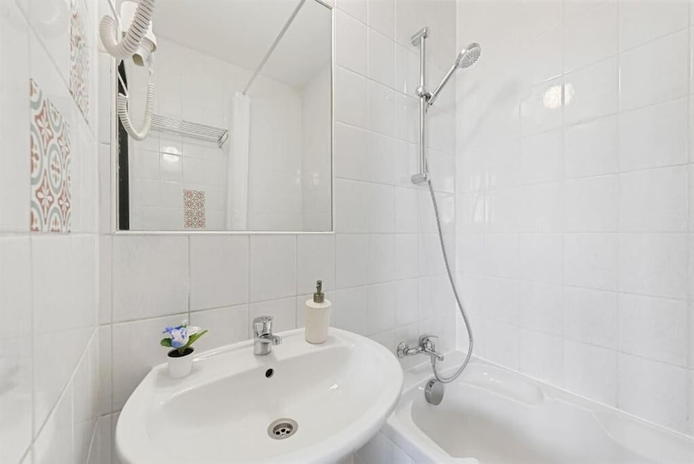 Photo - K22 Smart Rooms