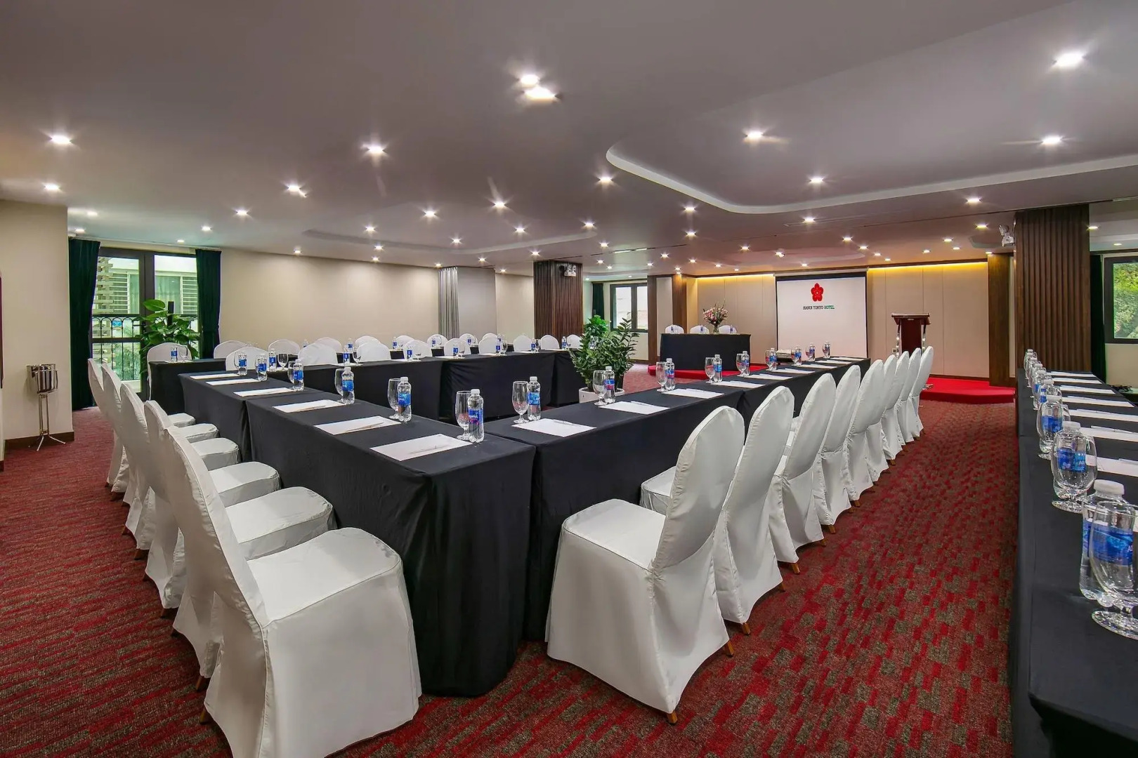 Foto - Signature by M Village Thợ Nhuộm