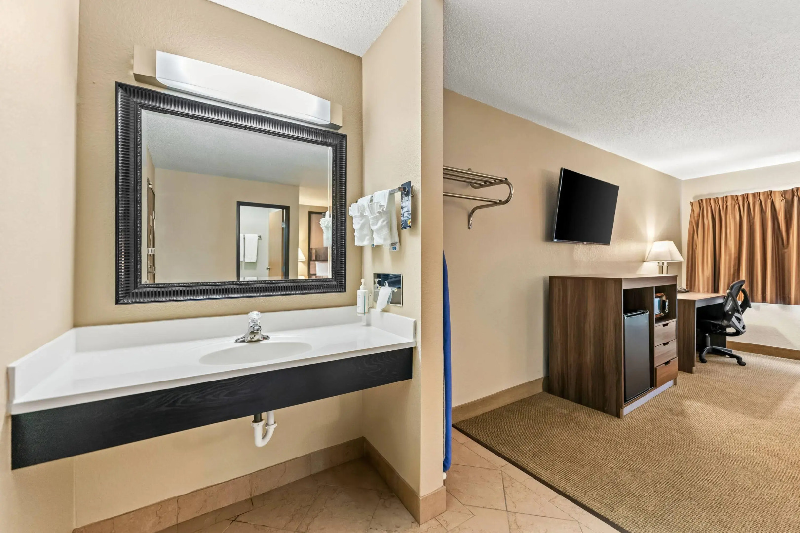 Foto - Super 8 by Wyndham Elgin