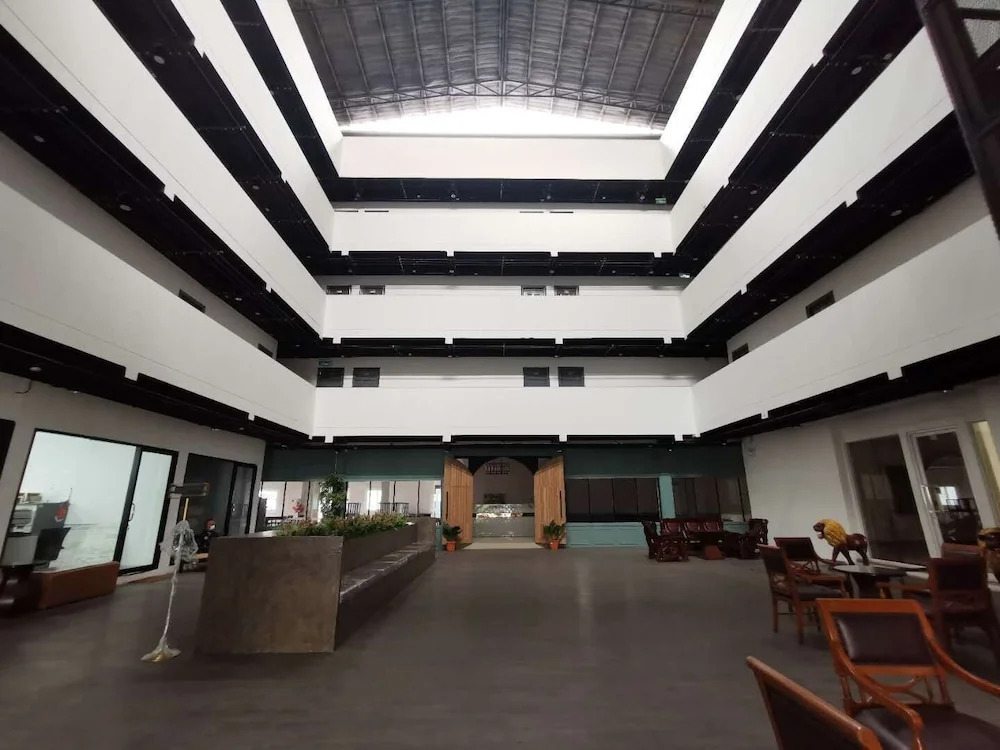 Photo - The Ram Hotel