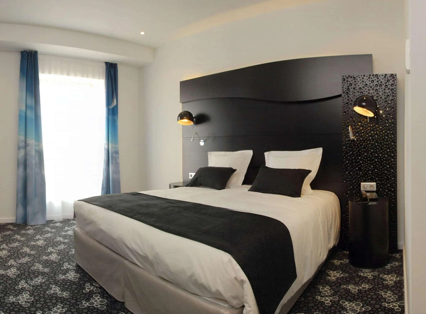 Foto - Kyriad Prestige Perpignan Centre Gare