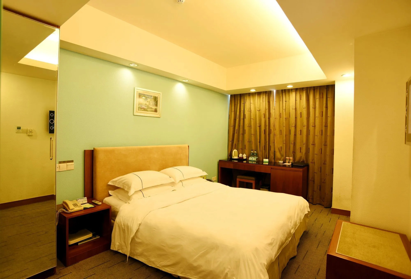 Photo - WAIFIDEN Hotel -Former Tokai Hotel