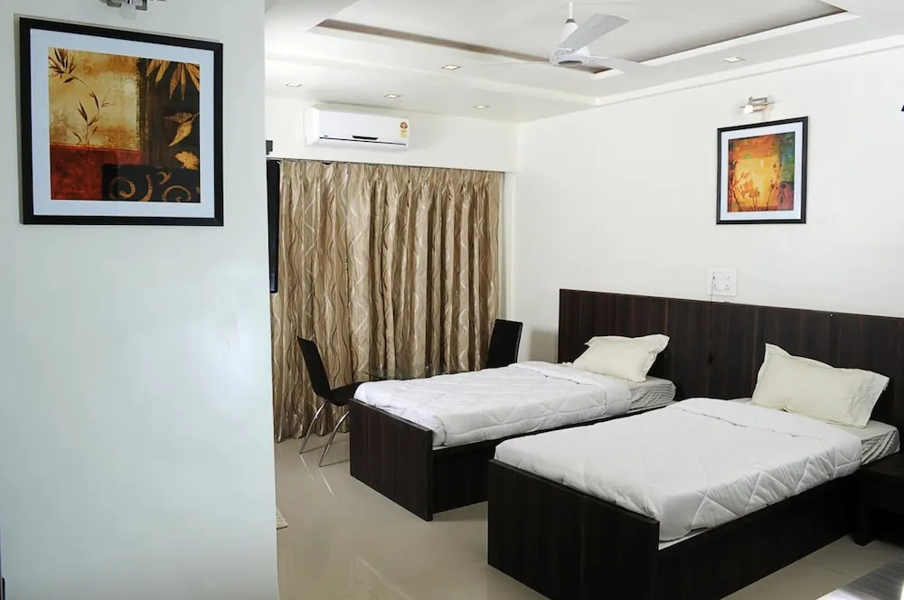Photo - Hotel Suresh Inn