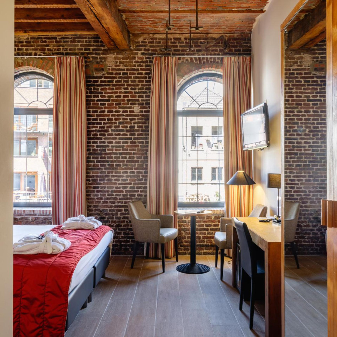 Photo - Ghent River Hotel