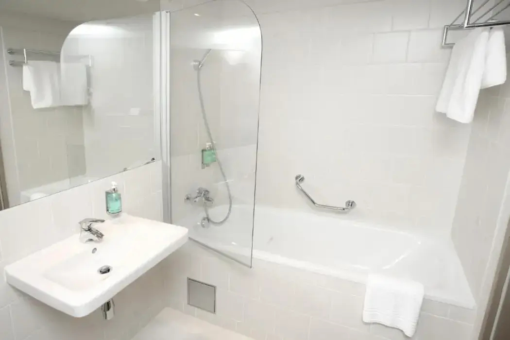 Photo - Leonardo Hotel Leeds