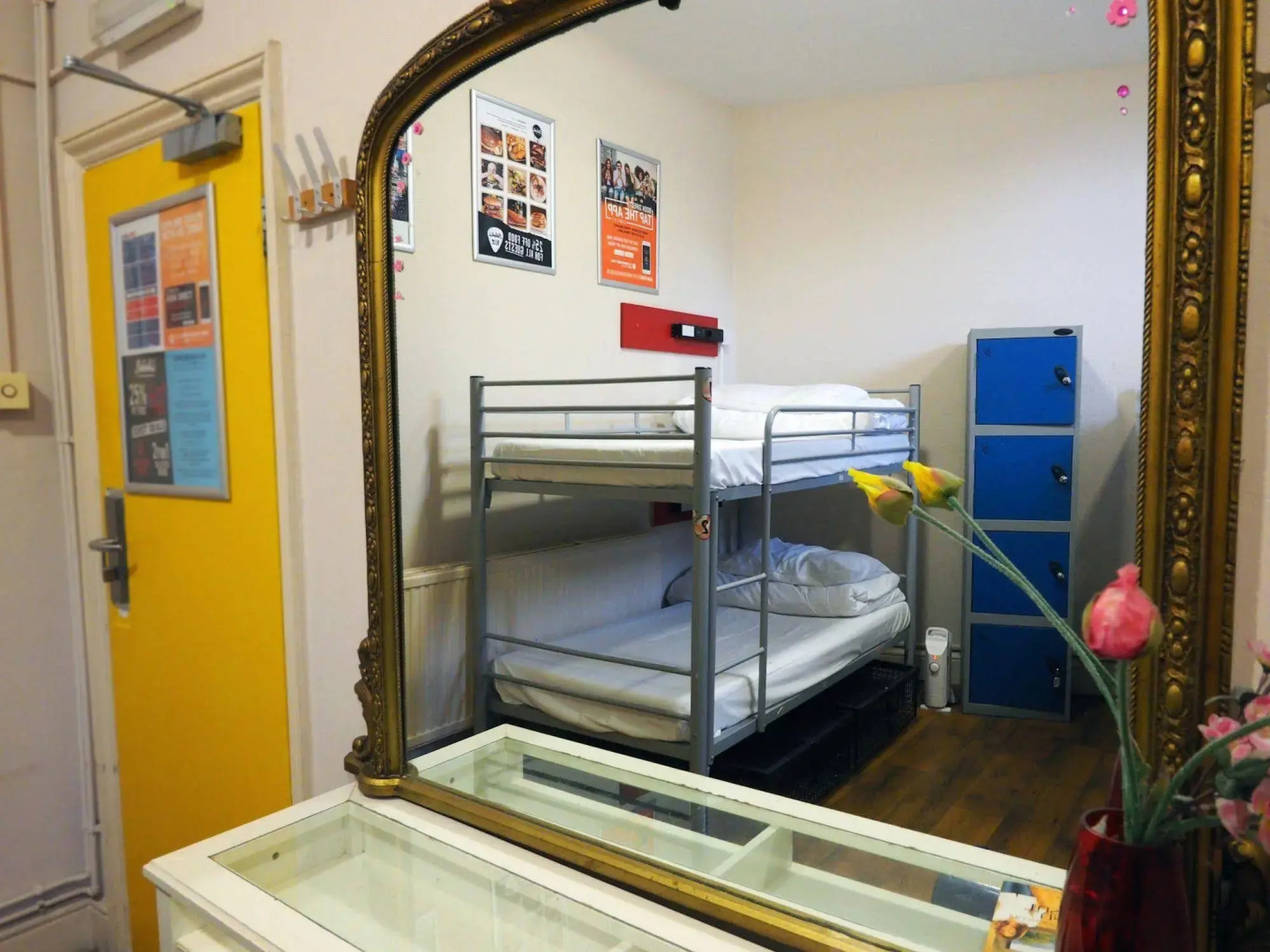 Photo - St Christopher's Inn Hammersmith