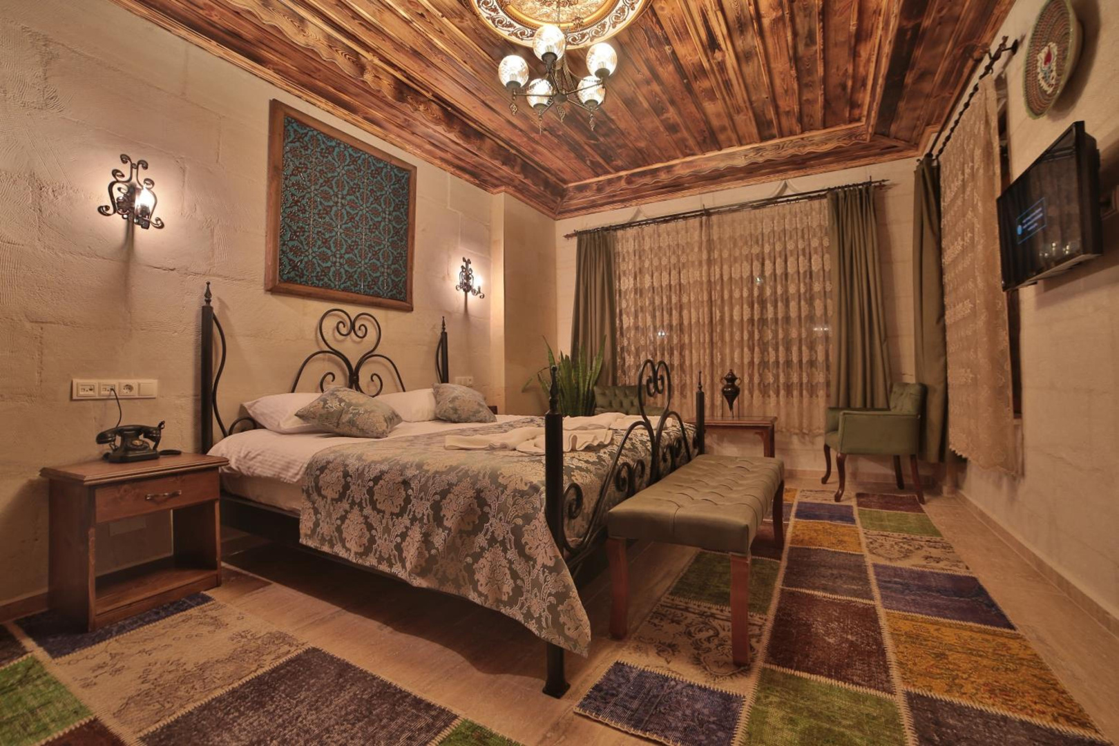 Foto - Caravanserai Inn Hotel