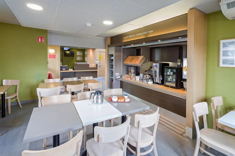 Foto - B&B HOTEL Colmar Vignobles Ouest