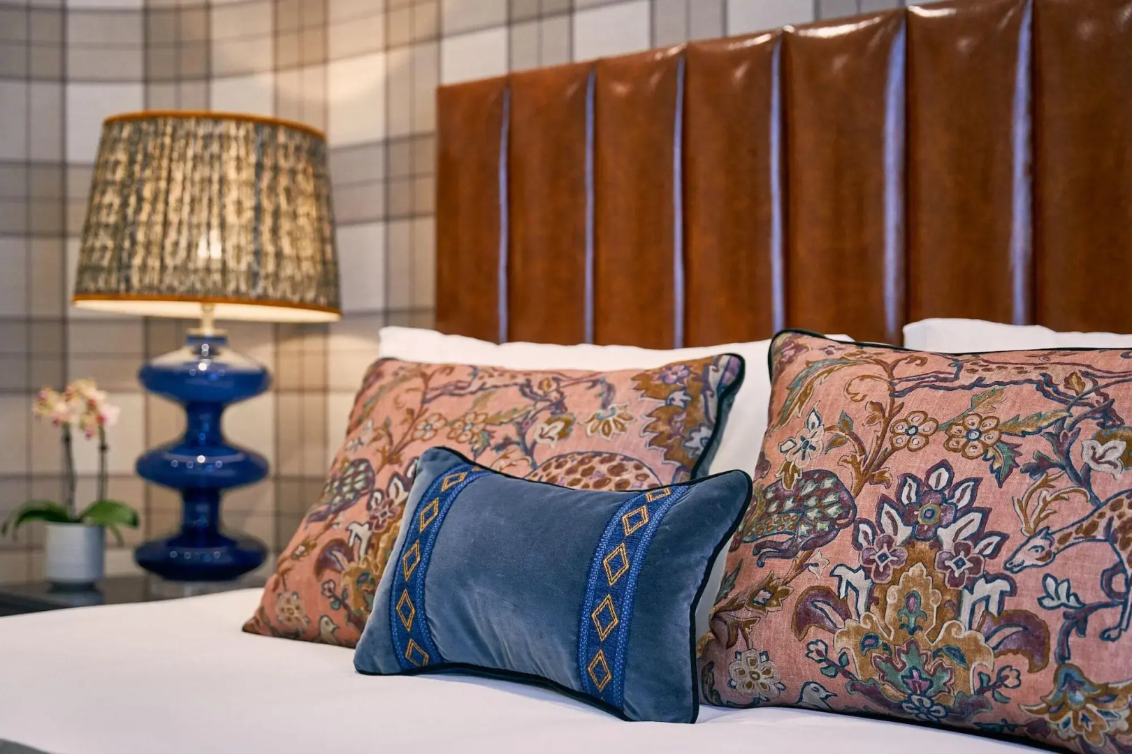 Photo - The Tophams Hotel