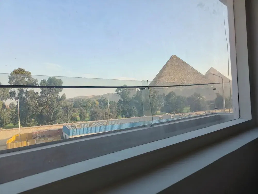 Photo - Maria Pyramids House