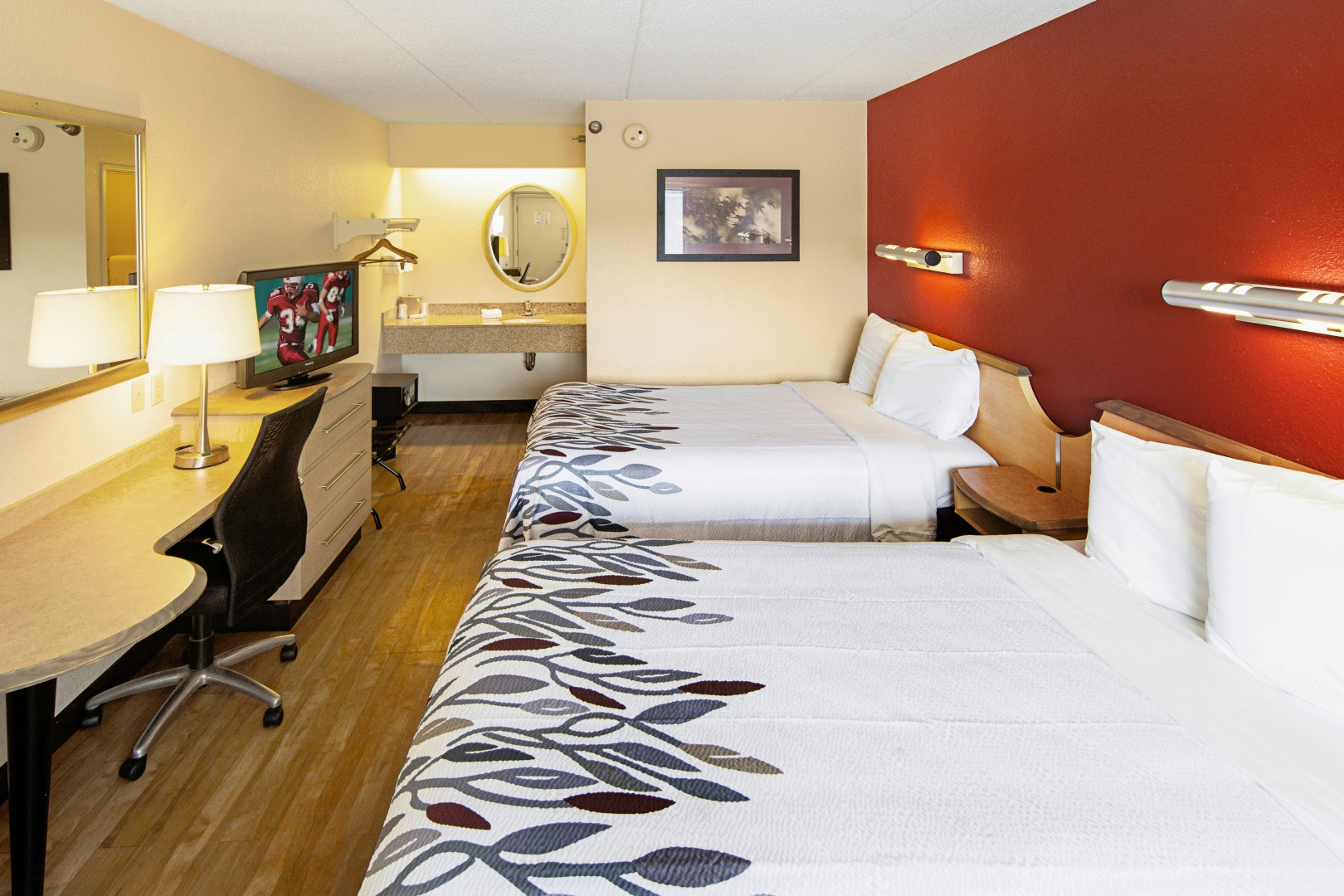 Photo - Red Roof Inn Utica