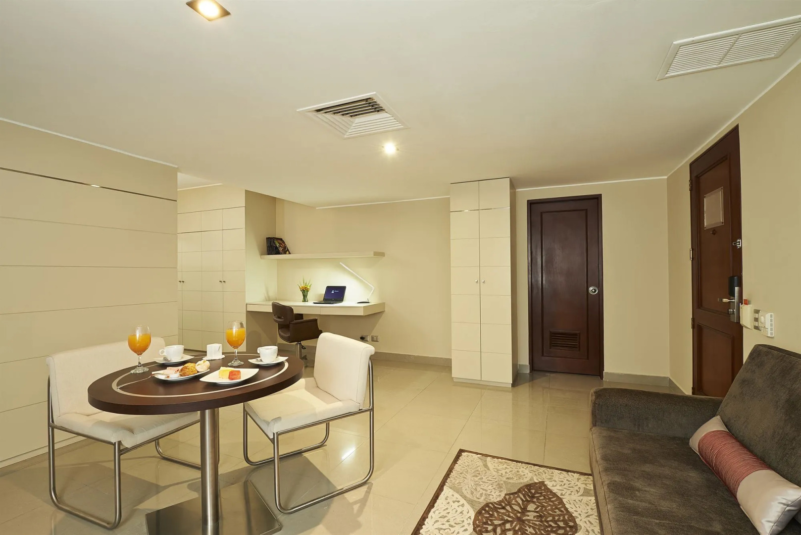 Photo - Sol de Oro Hotel & Suites