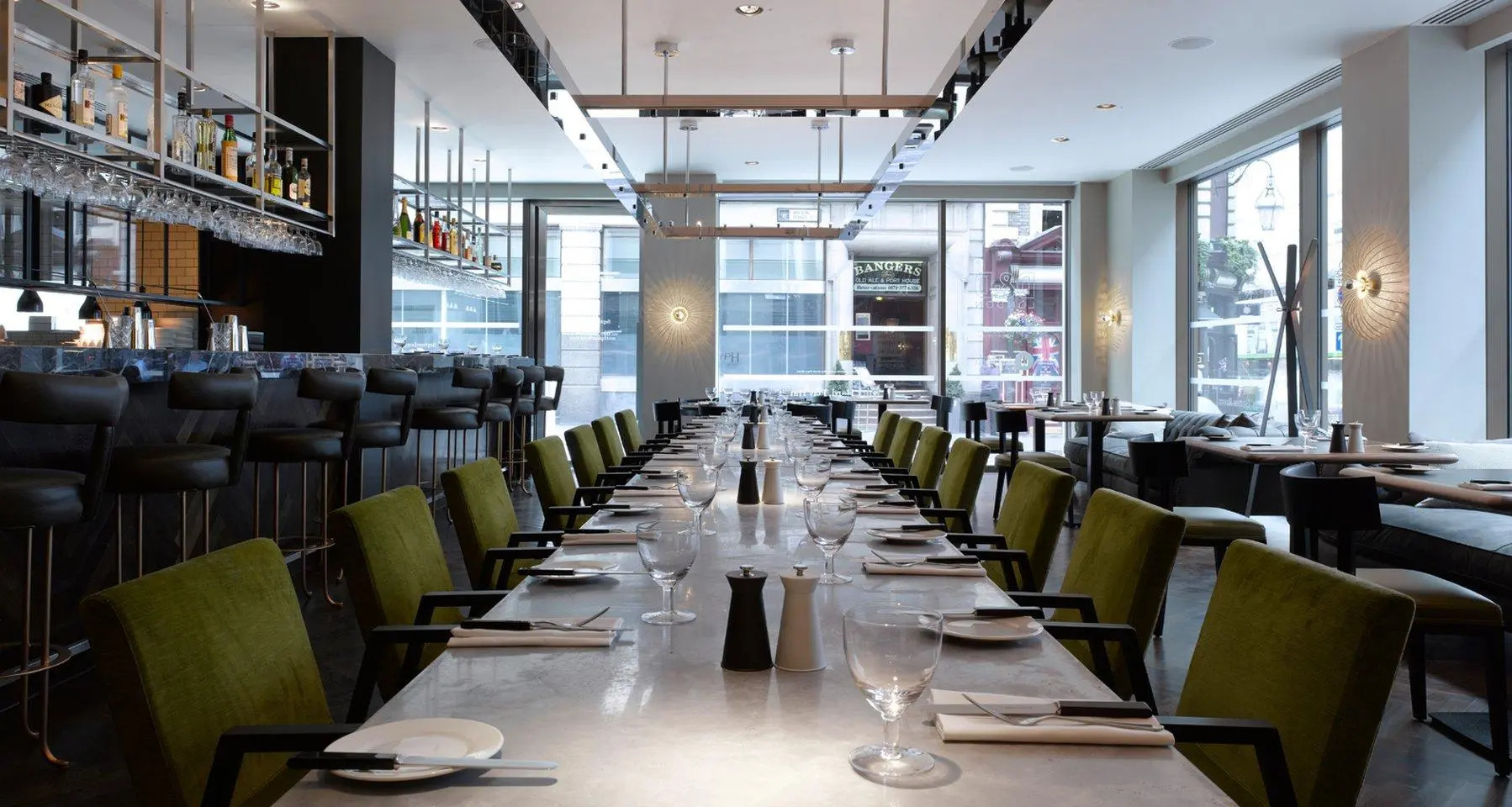 Photo - South Place Hotel