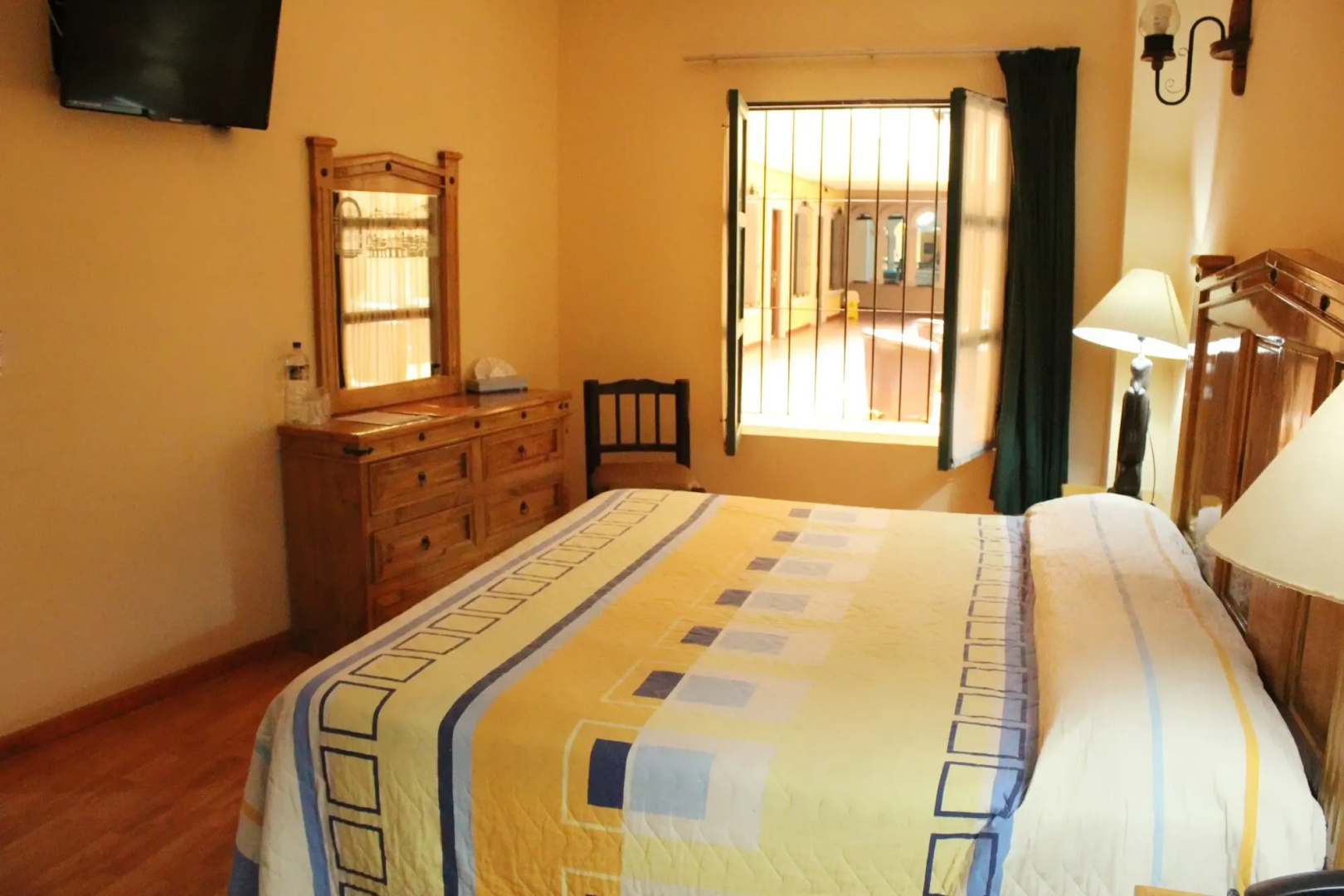 Photo - Hotel Mesón de la Merced