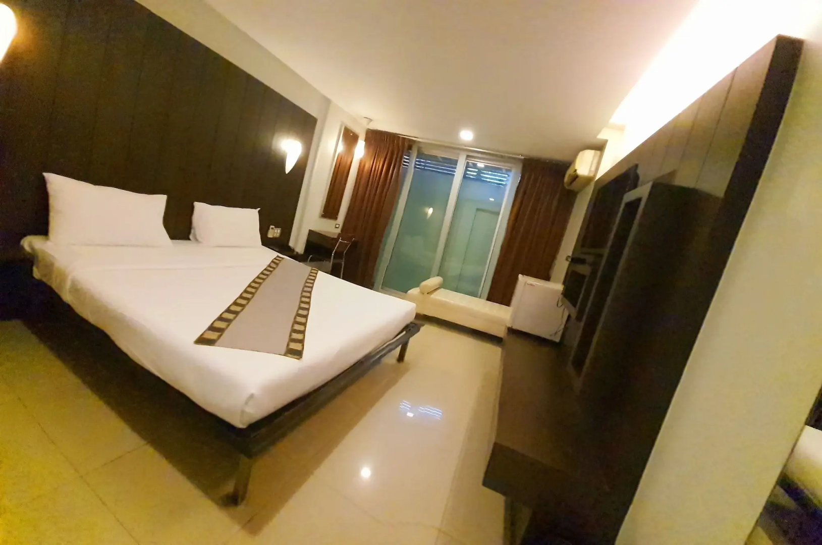 Photo - Swana Bangkok Hotel