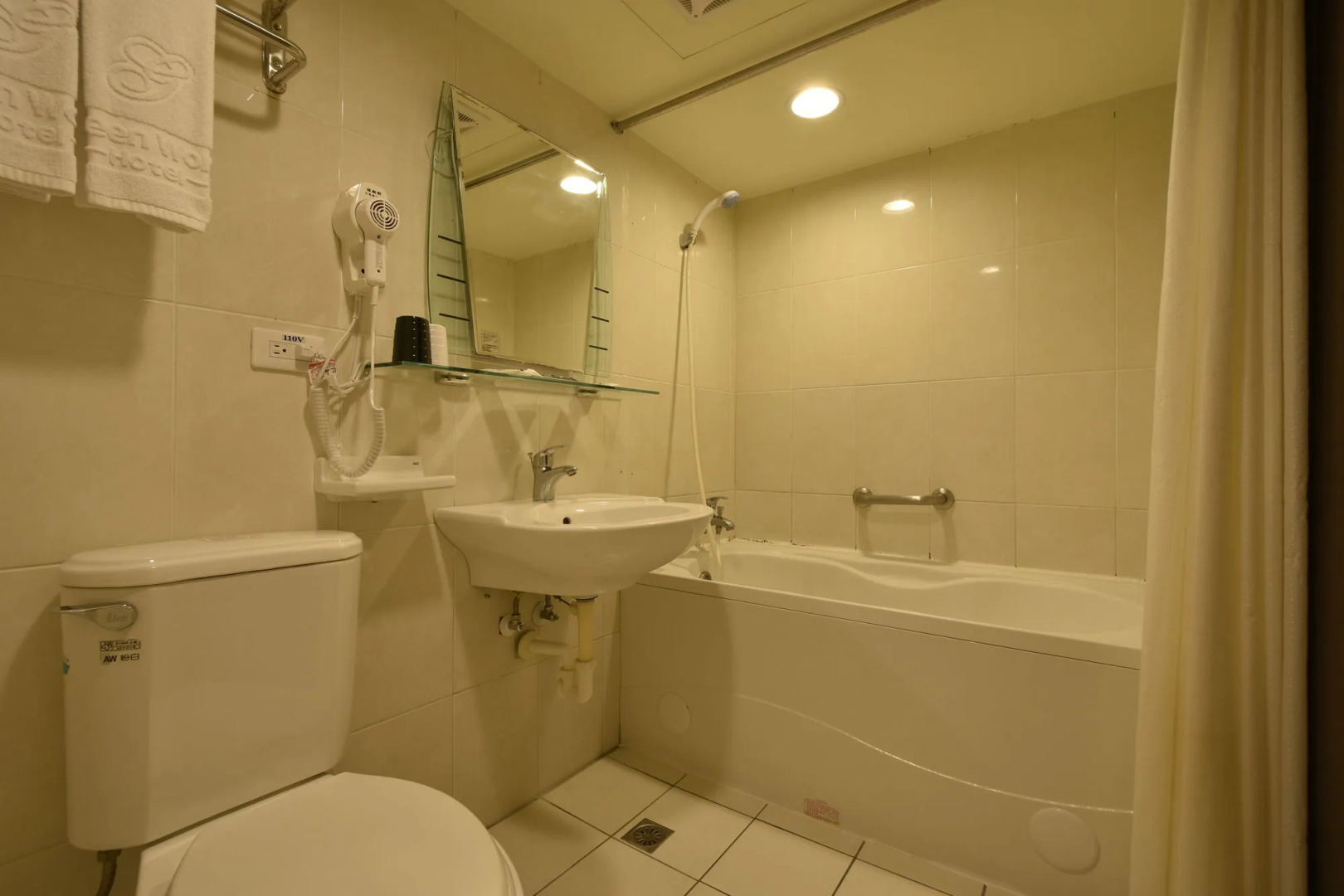 Foto - New World Hotel