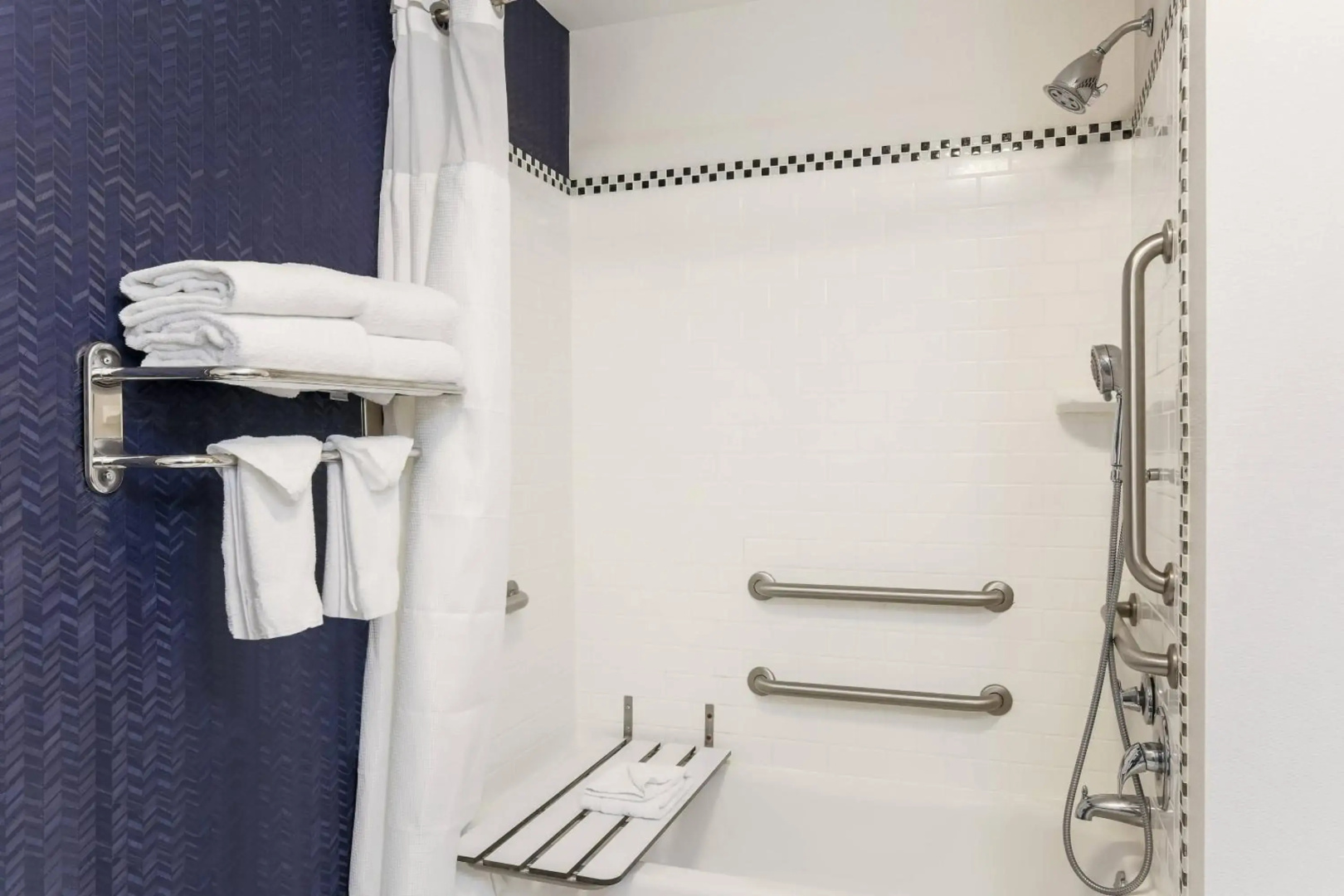 Photo - Fairfield Inn & Suites Mahwah