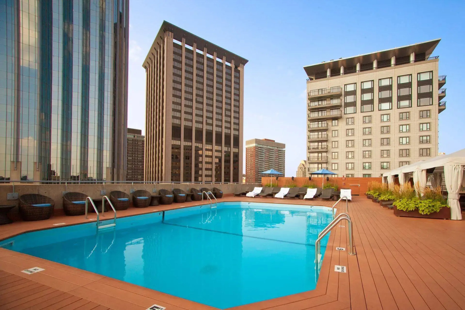 Photo - The Colonnade Hotel