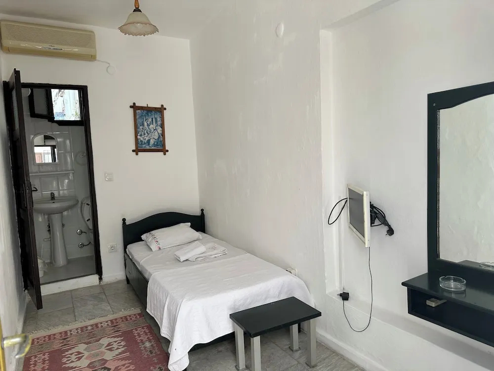 Foto - New Sedan Pansiyon