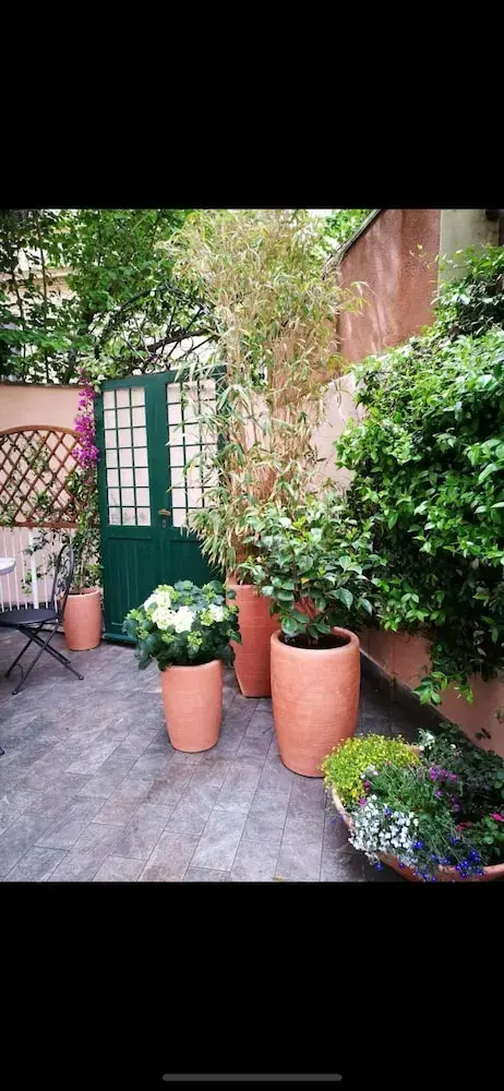Foto - la piazzetta delle regine