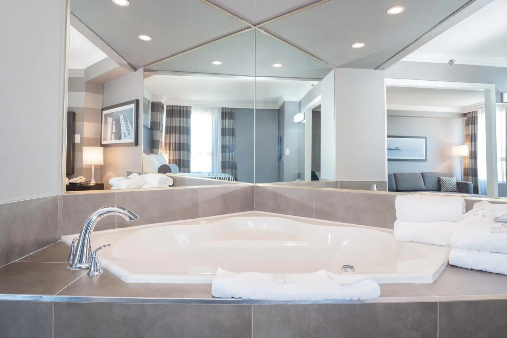 Foto - Sandman Signature Mississauga Hotel