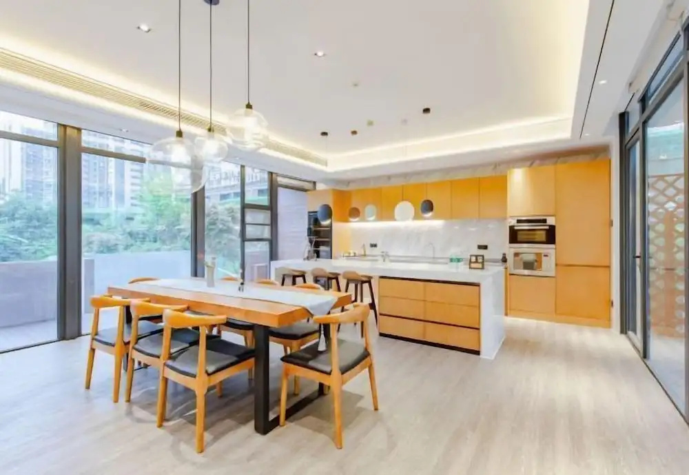 Chengdu E Hotel