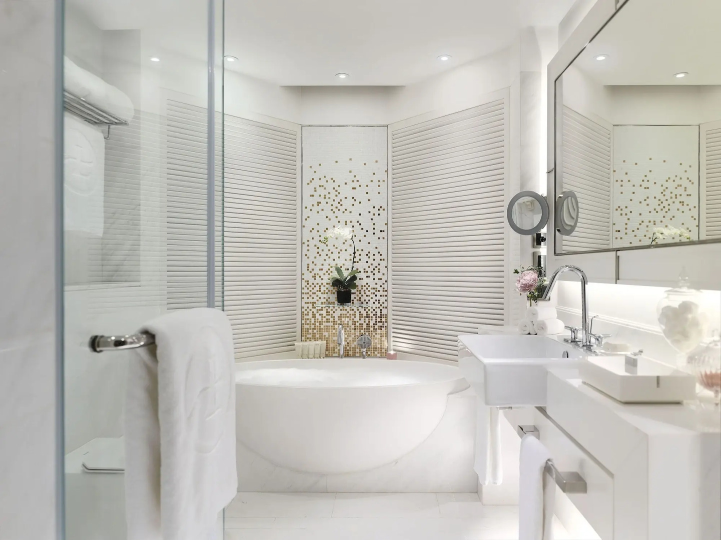 Photo - The Langham Hong Kong