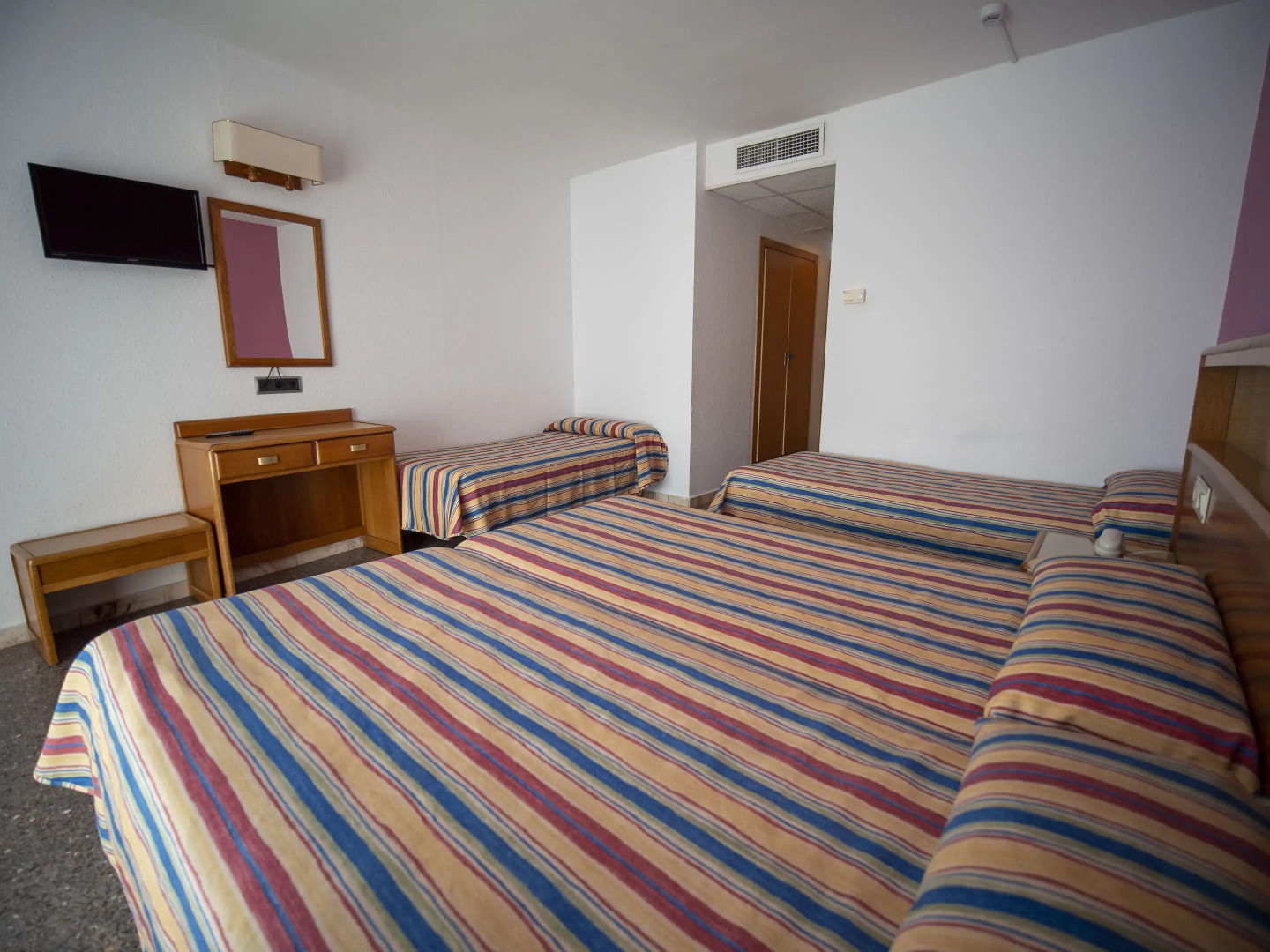 Photo - Hotel Don Juan Tossa