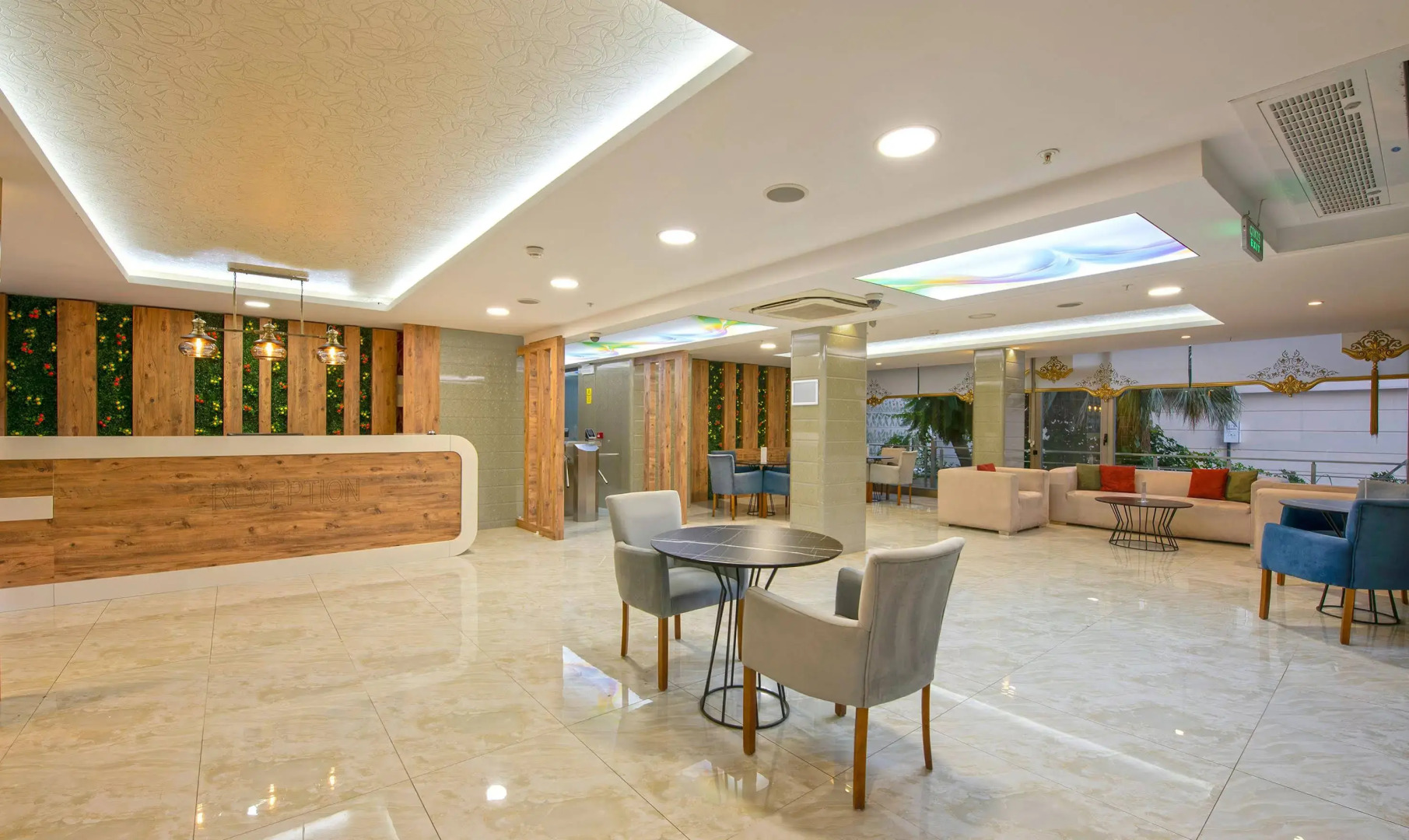 Photo - Citrus Park Hotel