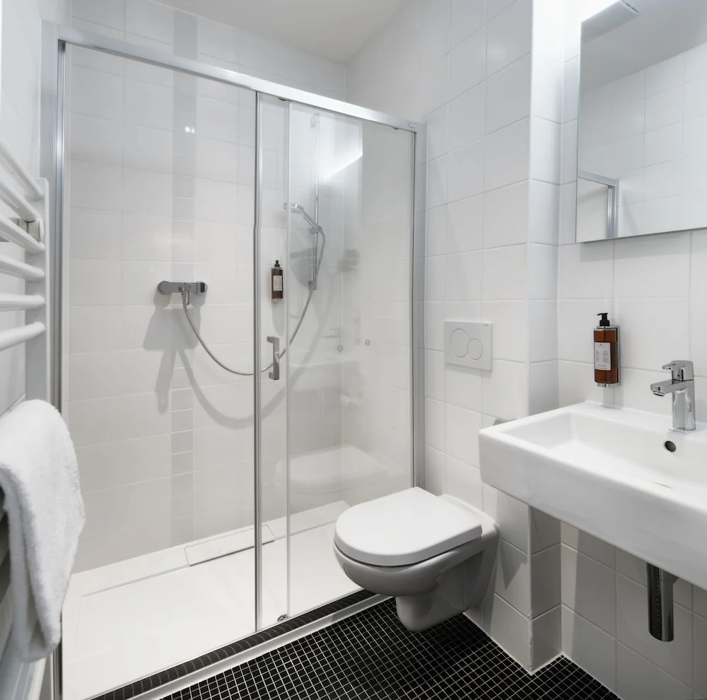 Photo - VN17 Rooftop Suites by Adrez