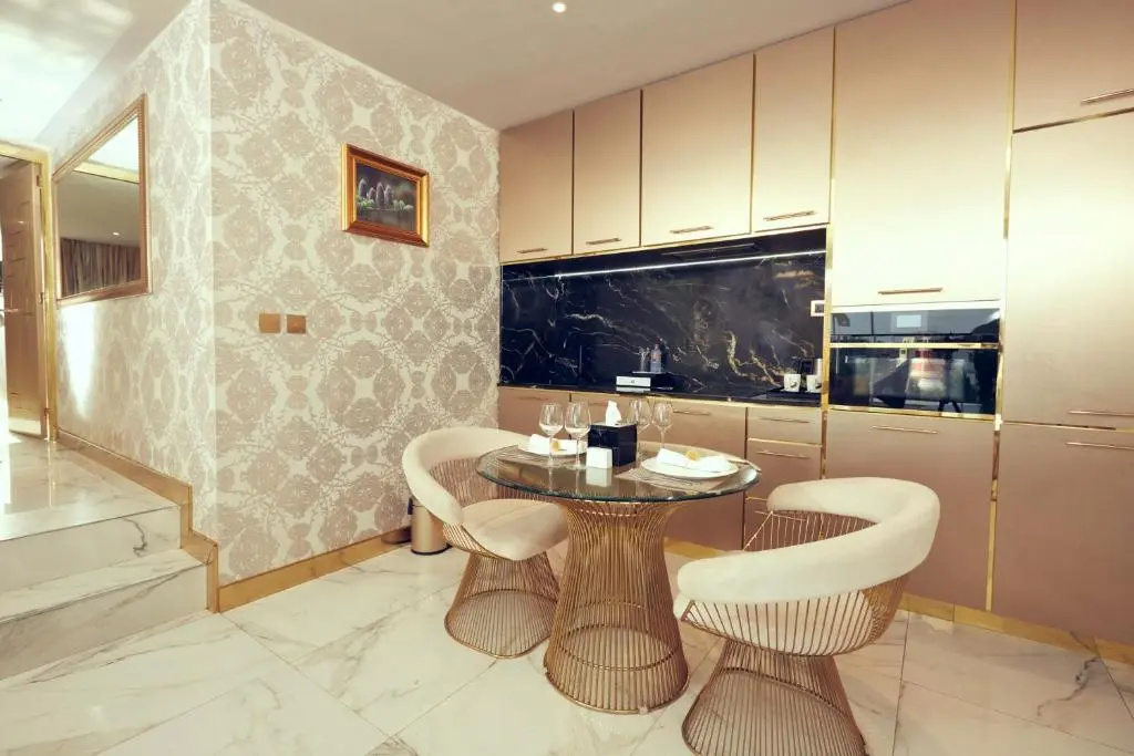 Foto - Number One Oxford Street Hotel & Suites