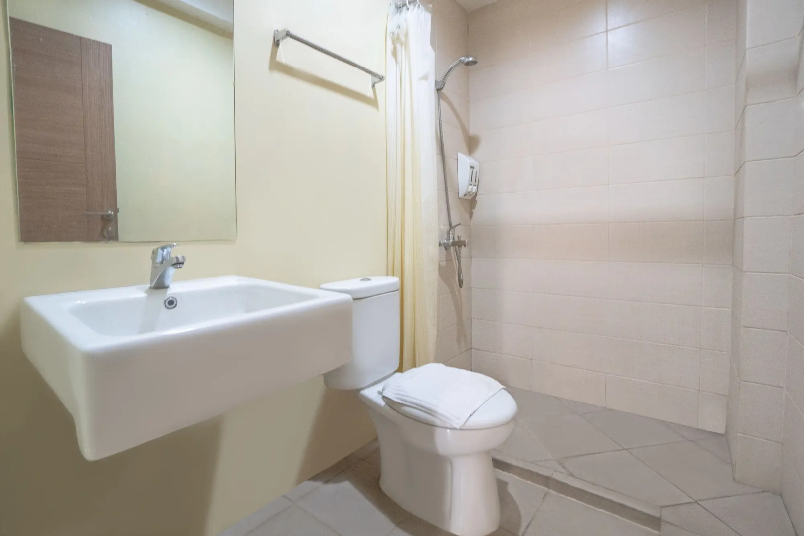 Foto - LeGreen Suite Setiabudi