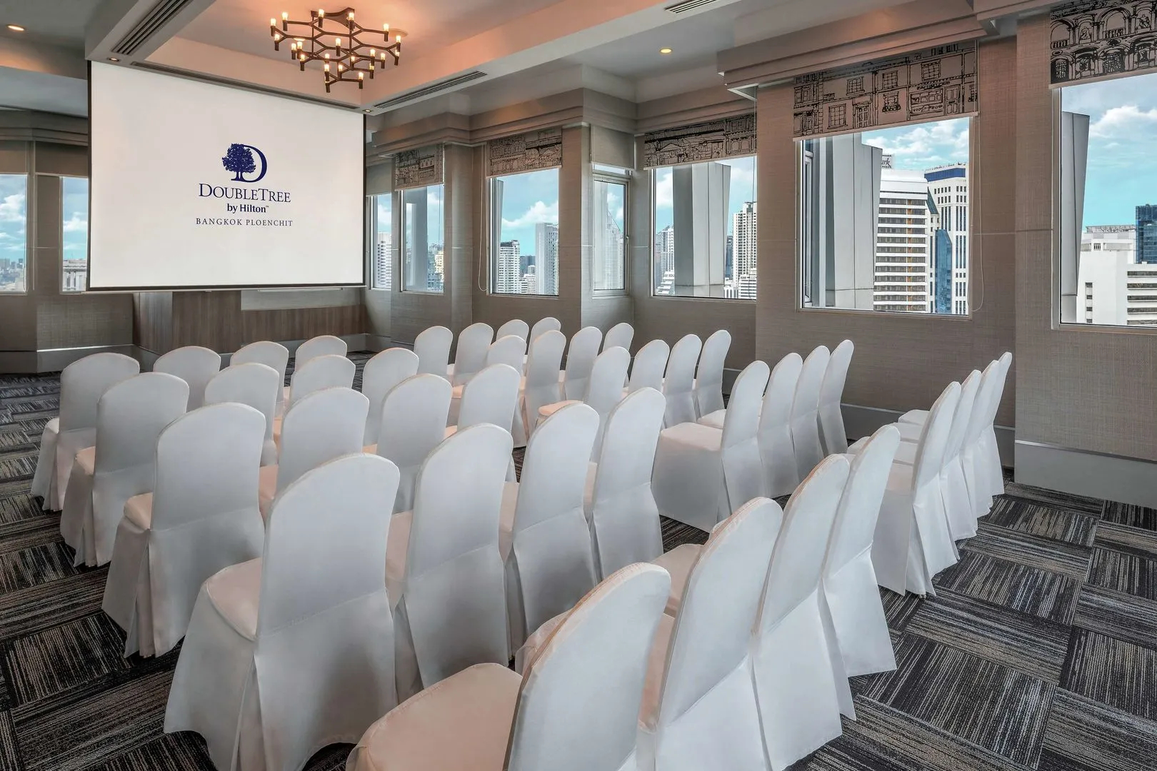 Foto - DoubleTree by Hilton Bangkok Ploenchit