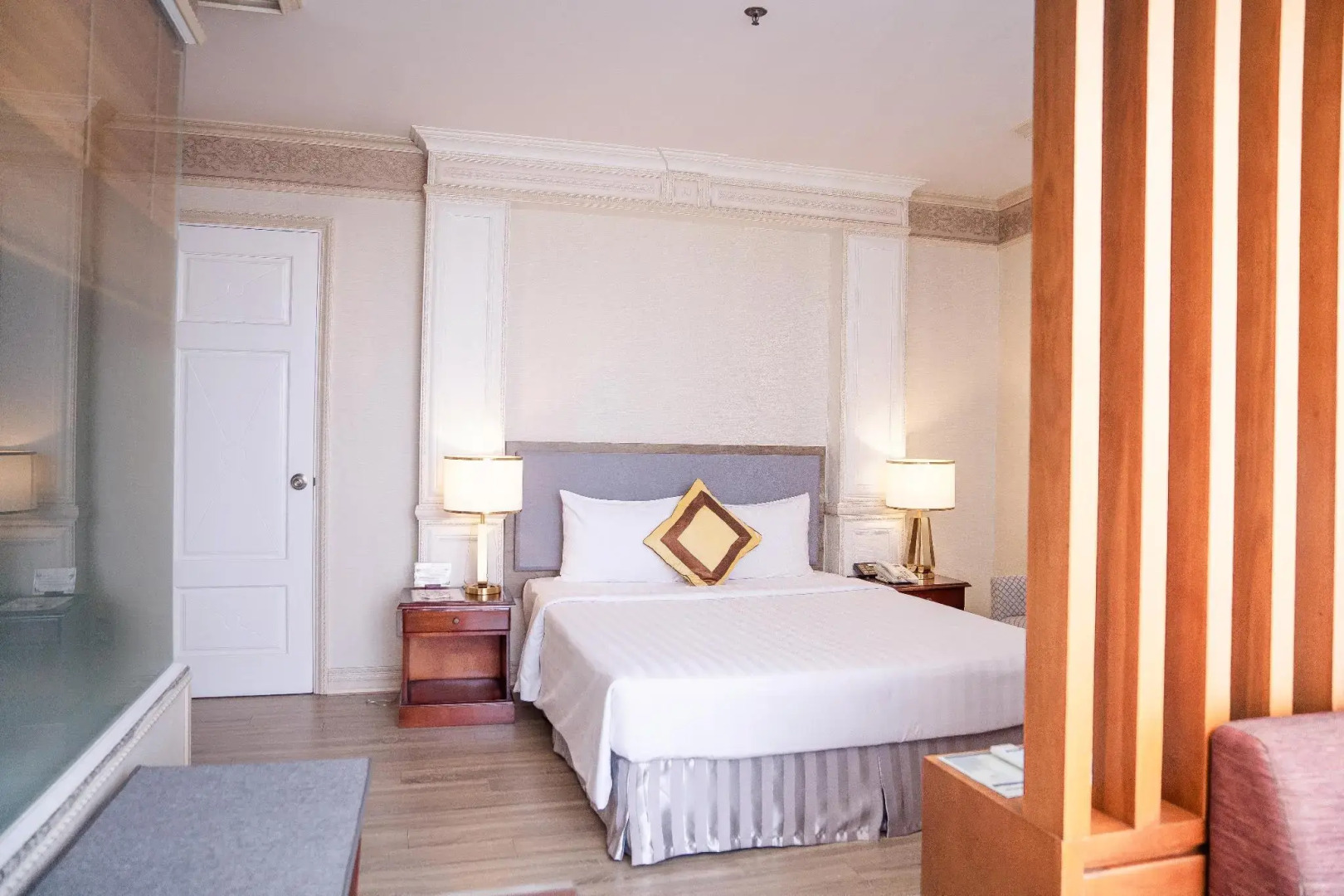 Photo - Lotus Saigon Hotel