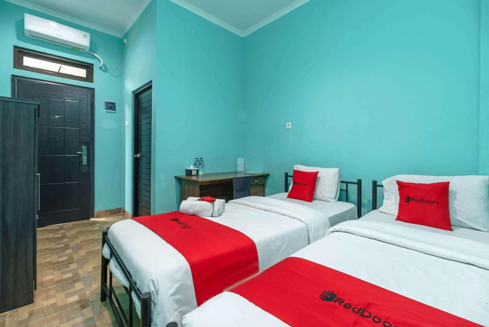 Photo - RedDoorz near RSUD Koja