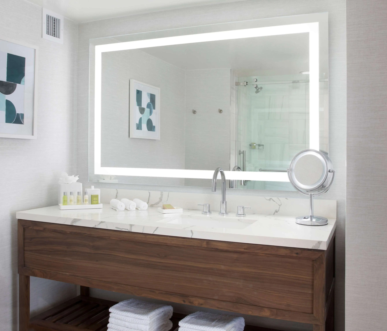 Photo - Hilton Santa Monica Hotel & Suites