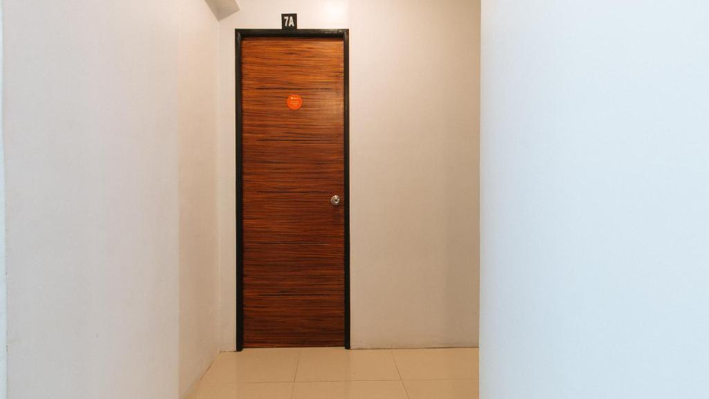 Photo - RedDoorz near Quiapo Church Manila