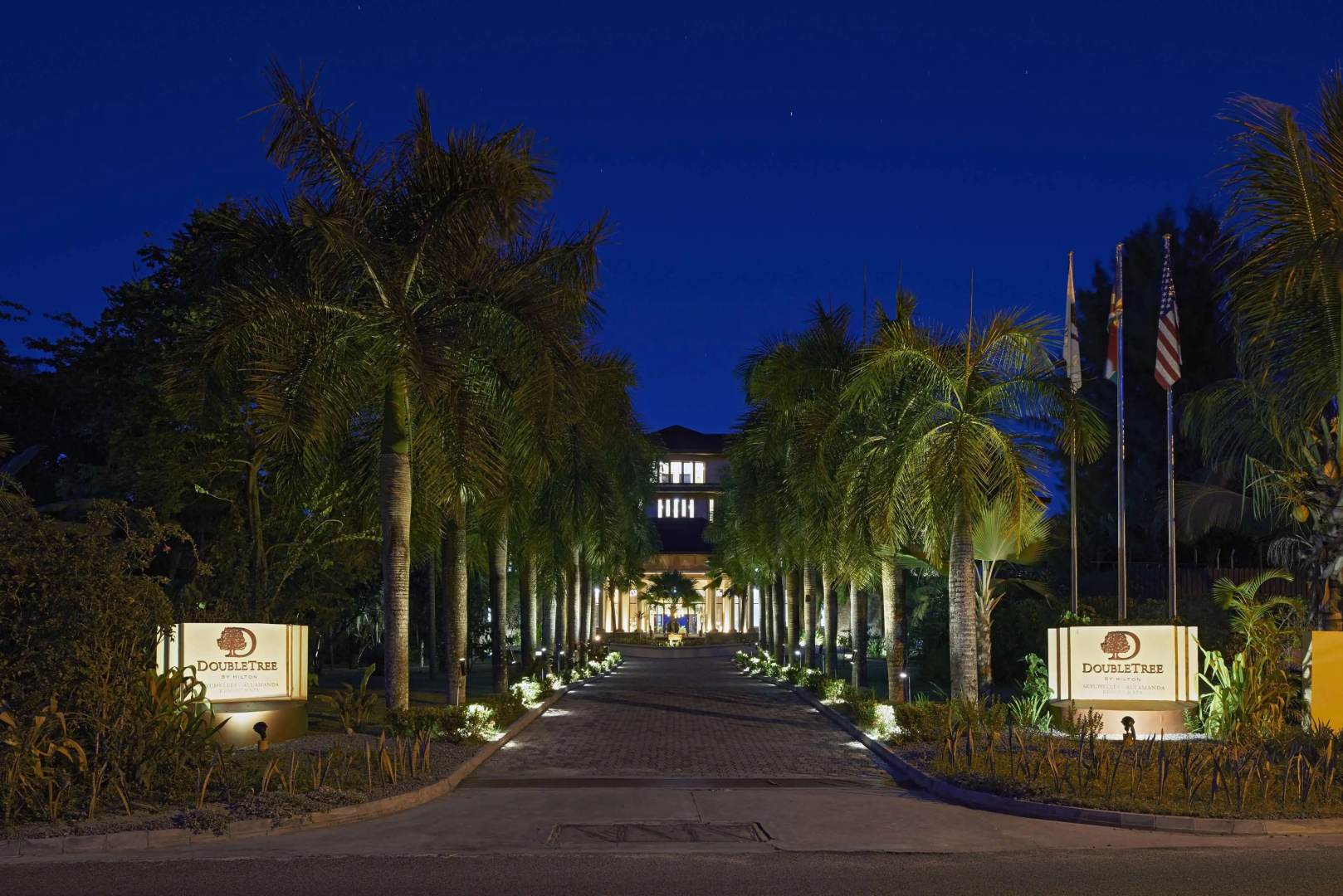 Photo - DoubleTree by Hilton Seychelles Allamanda Resort & Spa