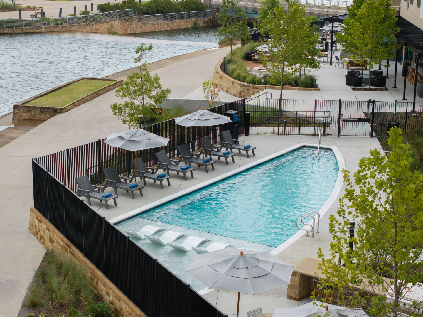 Photo - Hilton Garden Inn Grand Prairie At Epiccentral
